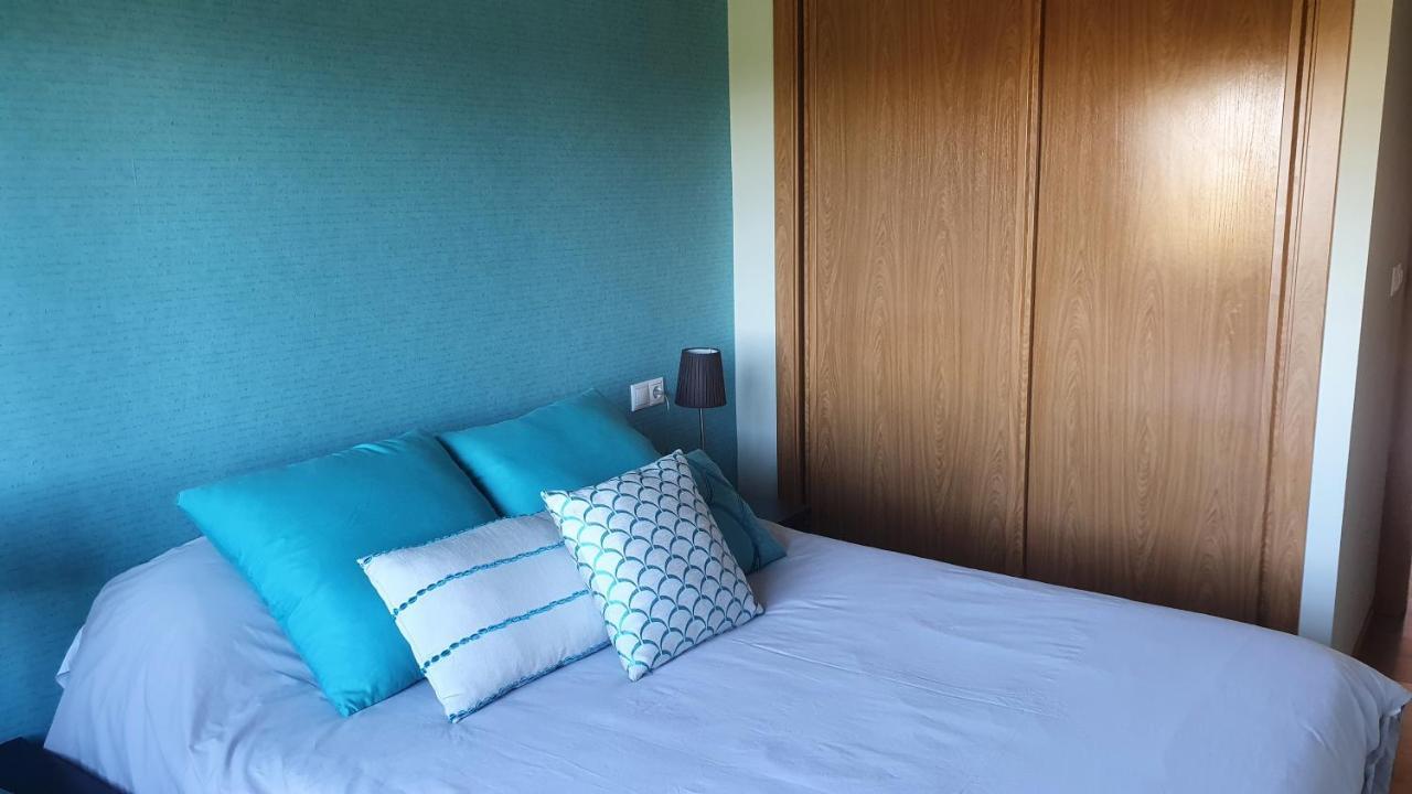 Acogedor Y Moderno Apartamento En Санксенсо Екстериор снимка