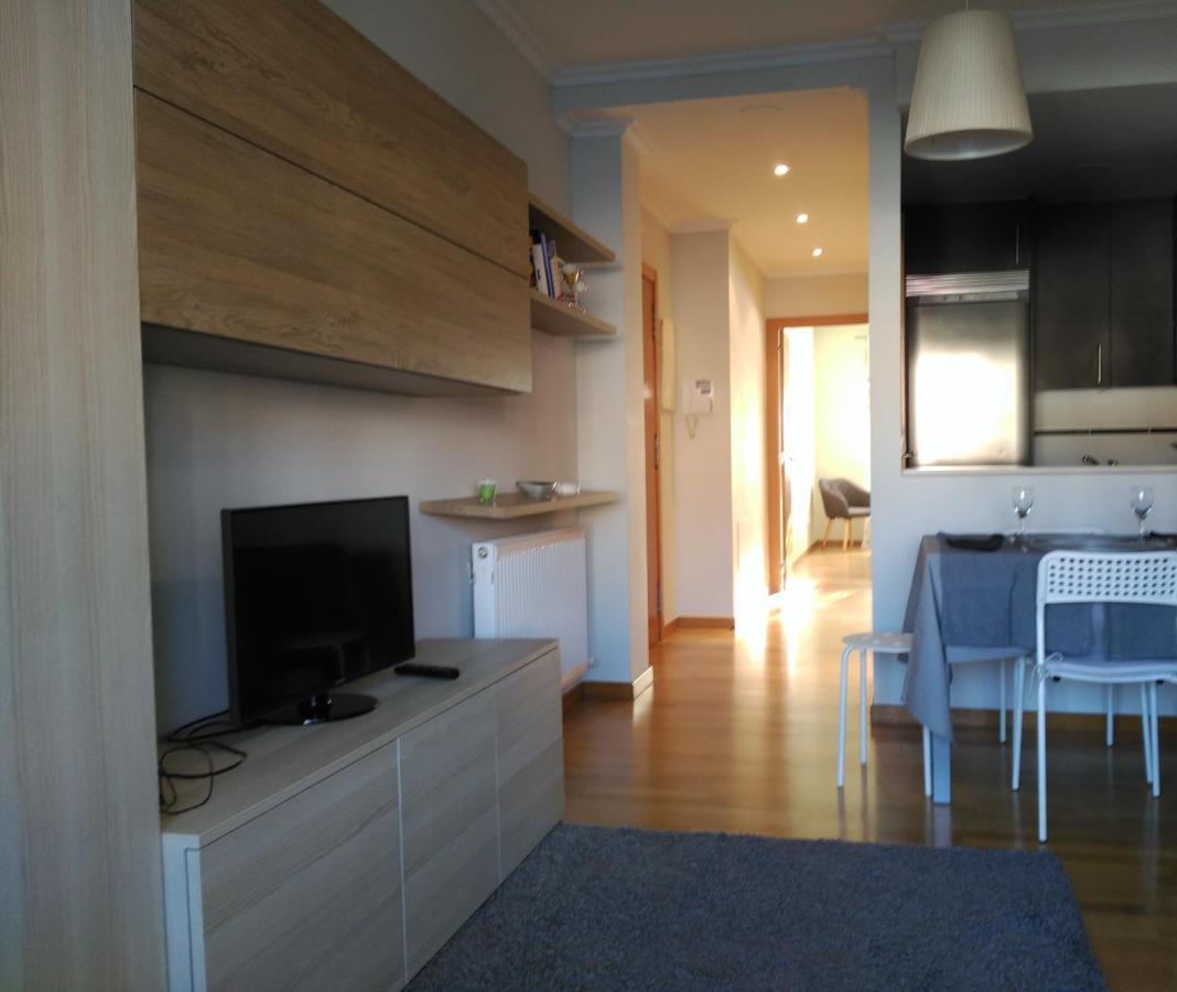 Acogedor Y Moderno Apartamento En Санксенсо Екстериор снимка